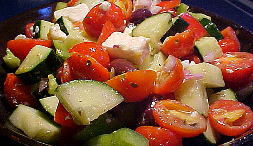 Салат с овощами и лимоном